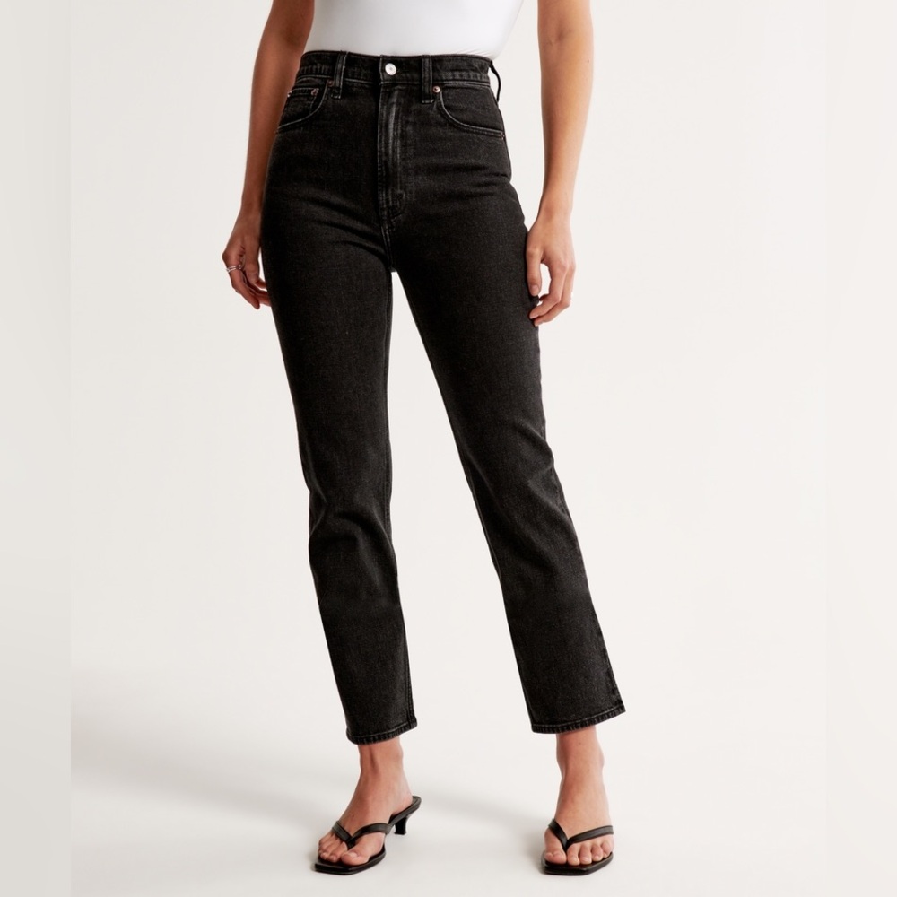 Abercrombie Ultra High Rise Ankle Straight Jeans